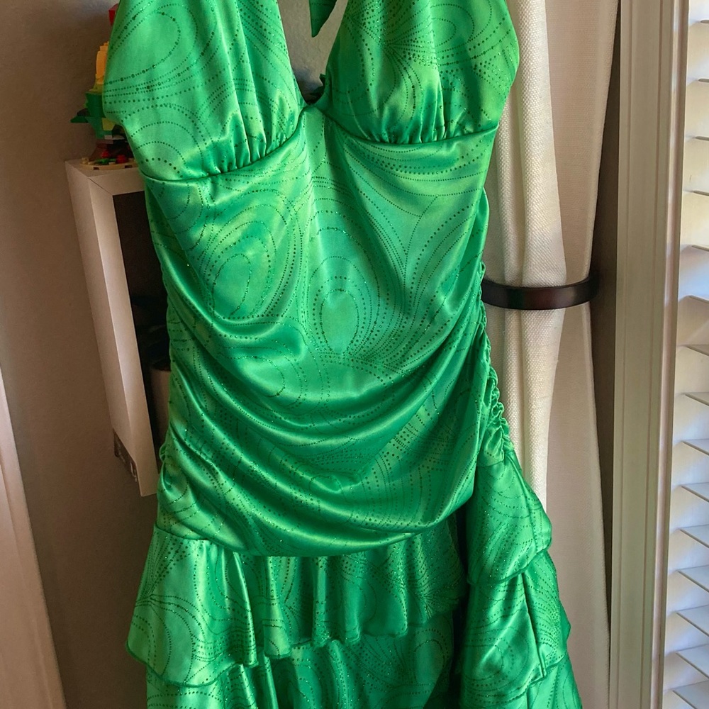 Sparkly green mini ruffle dress ✨